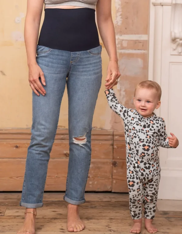 Store Biologische, Gescheurde Boyfriend Jeans Voor Na De Zwangerschap Vrouw Jeans