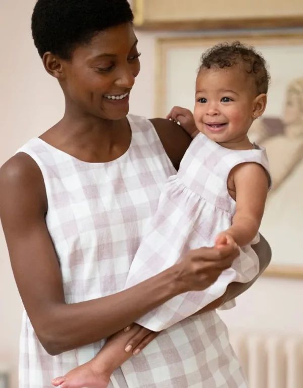 Sale Mama & Mini Mauve & Wit Geruite Baby Jurk Vrouw Jurken