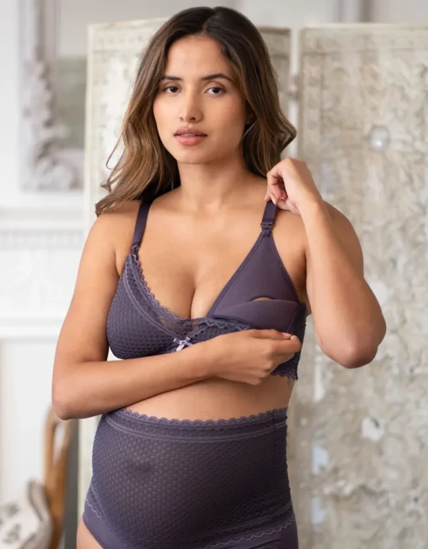 Store Paarse Zwangerschaps- En Borstvoedingsbh Met Kant Vrouw Lingerie En Corrigerende Kleding
