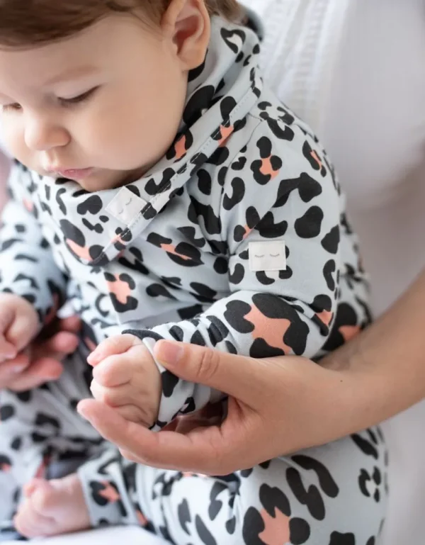 Outlet Set Met Slaappakje En Slabbetje, Biologisch Katoen, Handige Rits Kinderen Babykleding