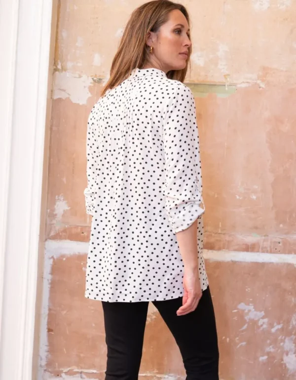 Best Zwangerschapsblouse Met Knoopjes En Polkadots Vrouw Topjes