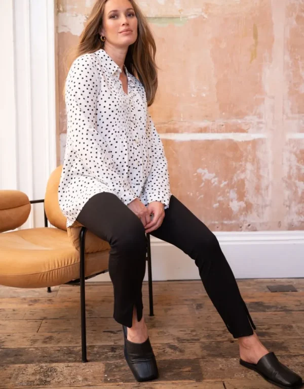 Best Zwangerschapsblouse Met Knoopjes En Polkadots Vrouw Topjes