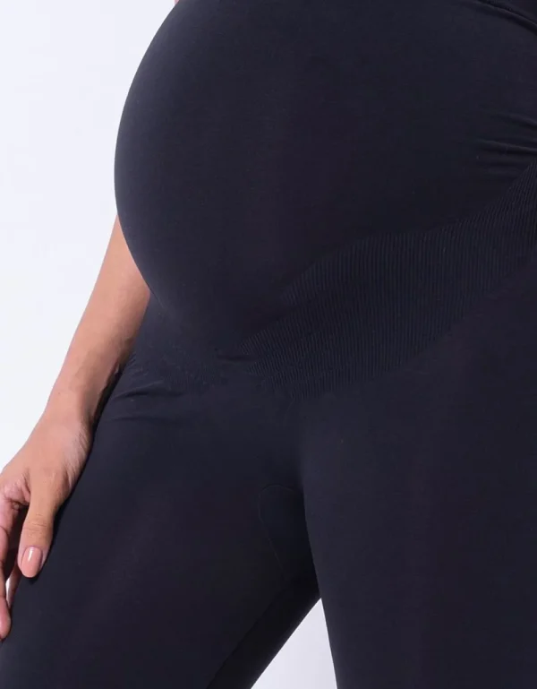 Hot Zwarte Buik-Omsluitende Positieshort Vrouw Zwangerschaps-Essentials